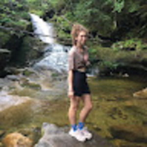 Meet your Posher, Amy